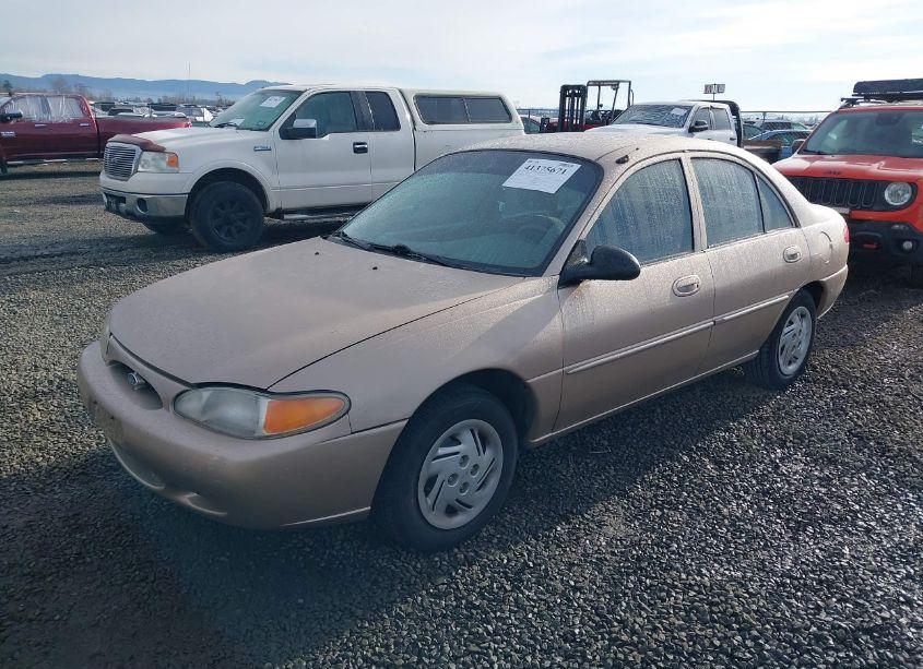 Photo 2 of 1999 Ford Escort SE (VIN 1FAFP13P5XW251551)