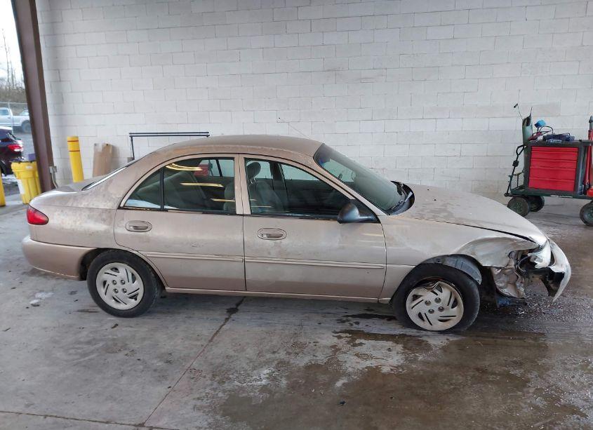 Photo 13 of 1998 Ford Escort SE (VIN 1FAFP13P6WW210392)