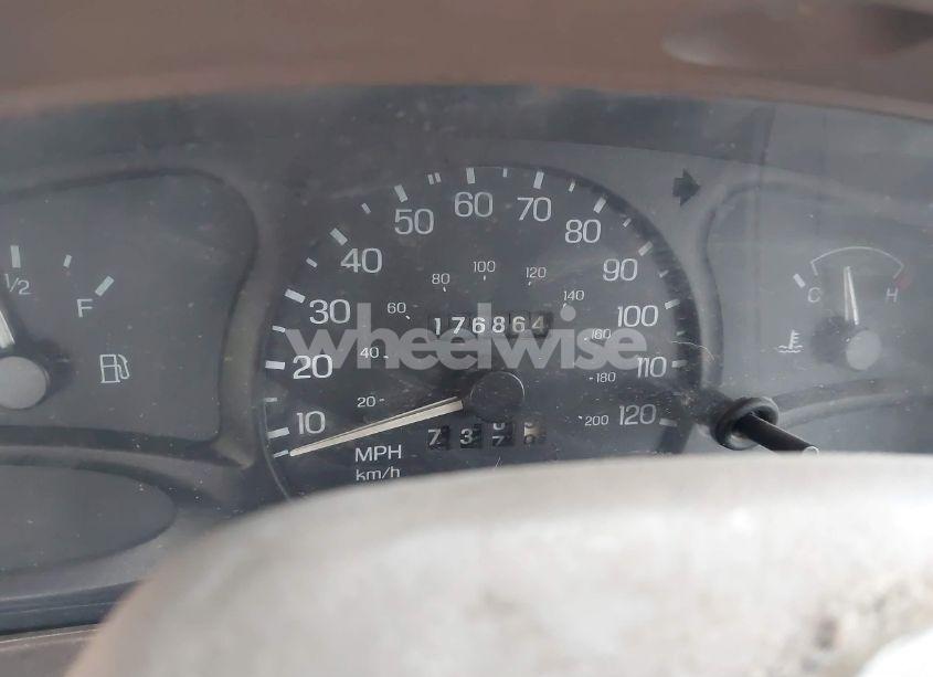 Photo 7 of 1998 Ford Escort SE (VIN 1FAFP13P7WW206903)