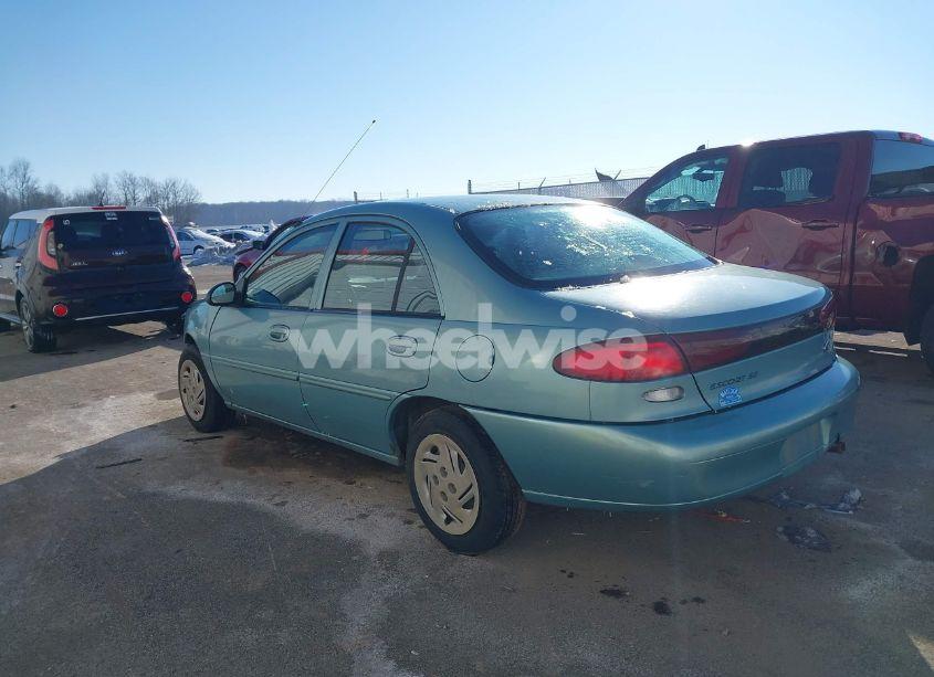 Photo 3 of 1998 Ford Escort SE (VIN 1FAFP13P8WW116840)