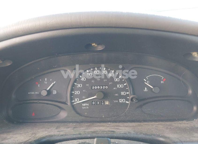 Photo 7 of 1998 Ford Escort SE (VIN 1FAFP13P8WW116840)