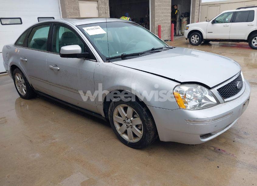 2005 Ford Five HUNDRED SEL (VIN 1FAFP24125G137112) main photo