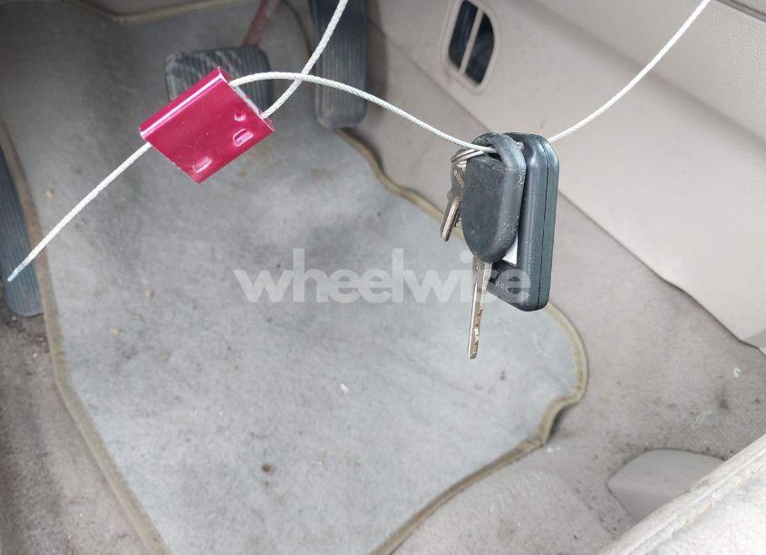 Photo 11 of 2006 Ford Five HUNDRED SEL (VIN 1FAFP27116G107029)