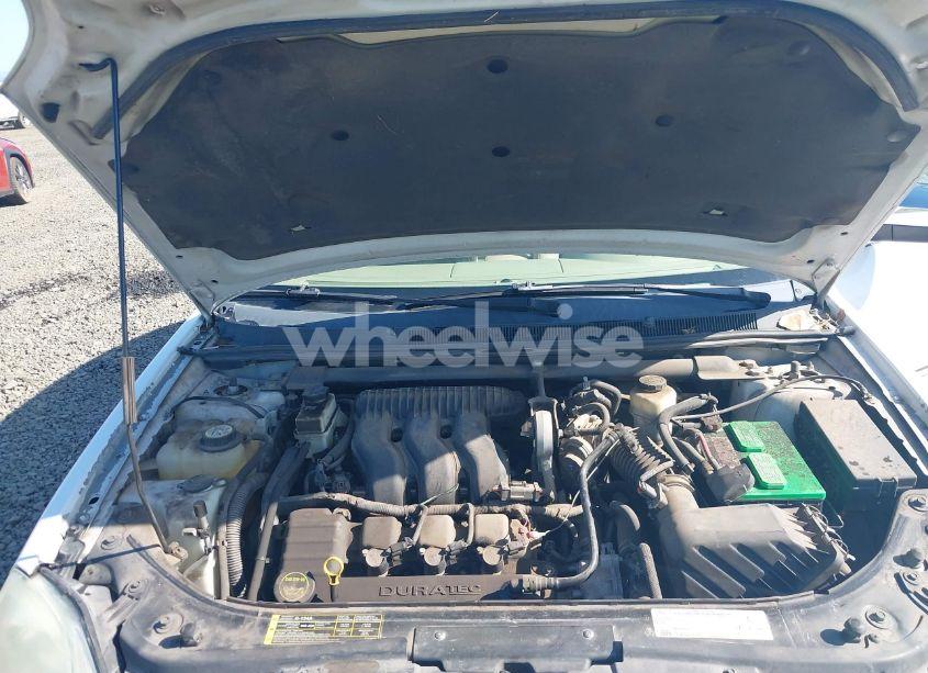 Photo 10 of 2006 Ford Five HUNDRED LIMITED (VIN 1FAFP28146G104530)