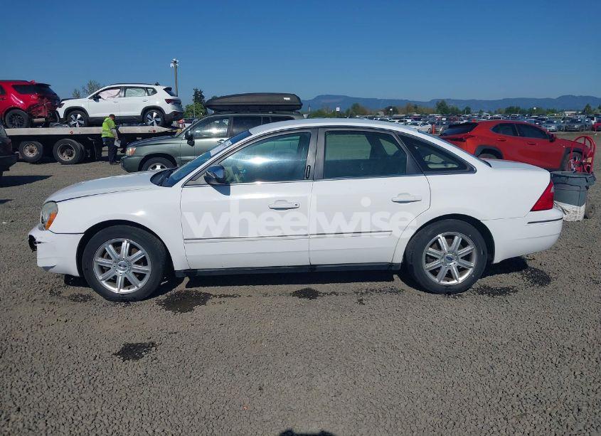 Photo 14 of 2006 Ford Five HUNDRED LIMITED (VIN 1FAFP28146G104530)