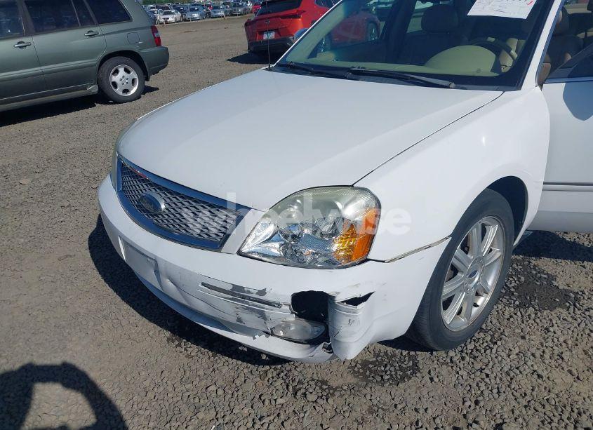 Photo 6 of 2006 Ford Five HUNDRED LIMITED (VIN 1FAFP28146G104530)