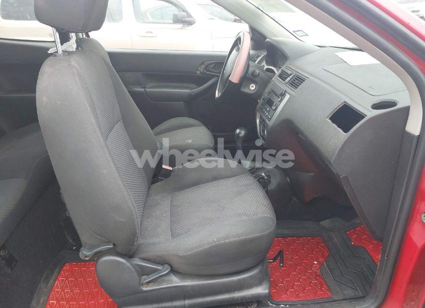 Photo 5 of 2006 Ford Focus ZX3 (VIN 1FAFP31N06W165768)