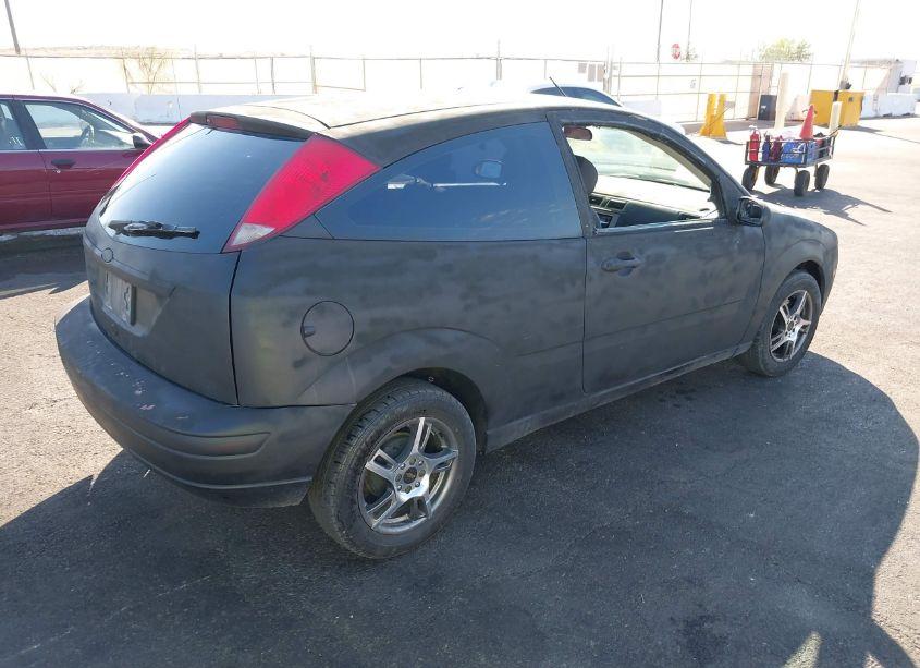 Photo 4 of 2007 Ford Focus S/SE/SES (VIN 1FAFP31N27W342144)