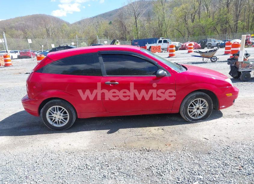 Photo 13 of 2006 Ford Focus ZX3 (VIN 1FAFP31N36W195959)