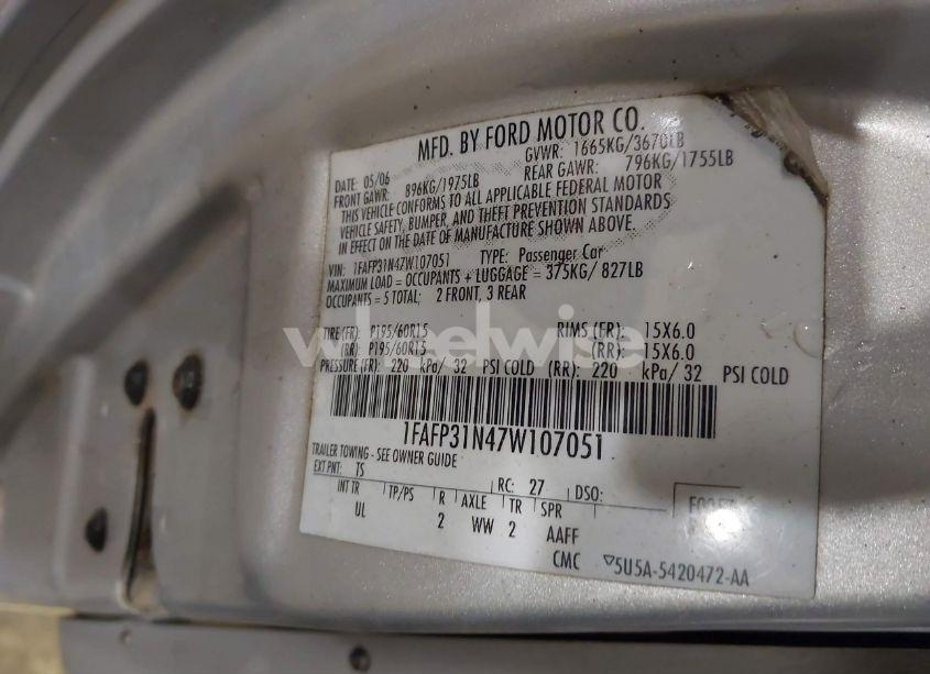 Photo 9 of 2007 Ford Focus S/SE/SES (VIN 1FAFP31N47W107051)