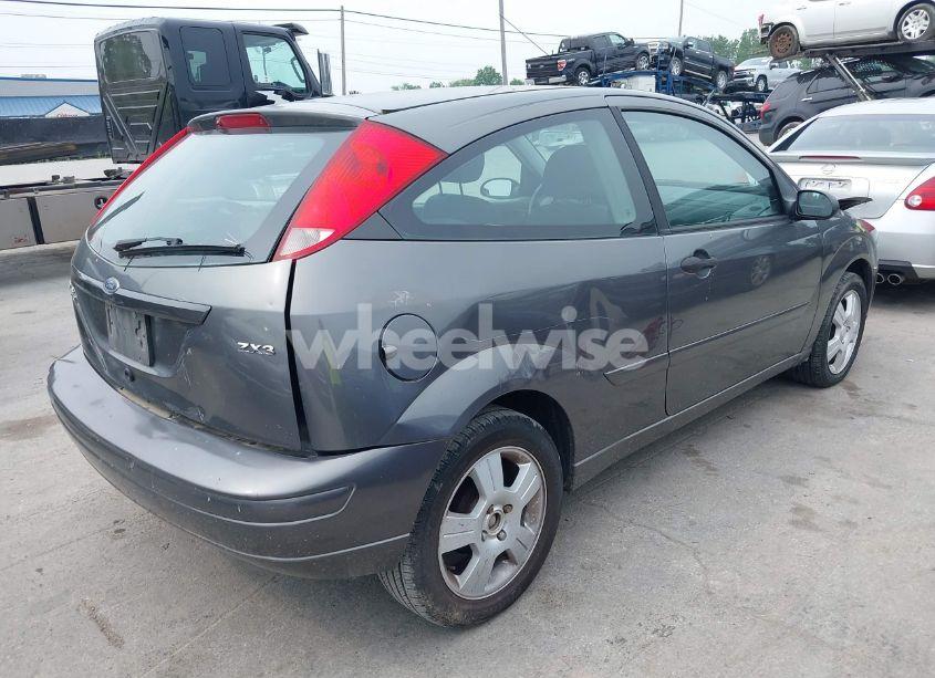 Photo 4 of 2006 Ford Focus ZX3 (VIN 1FAFP31N66W141653)