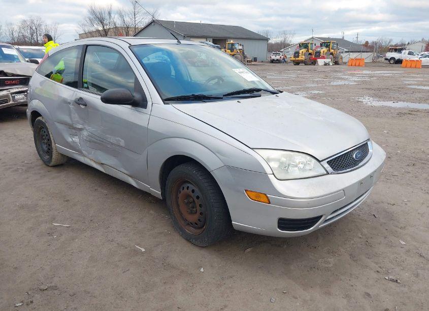 2006 Ford Focus ZX3 (VIN 1FAFP31N66W227500) main photo