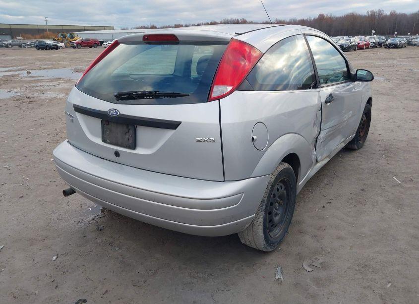 Photo 4 of 2006 Ford Focus ZX3 (VIN 1FAFP31N66W227500)