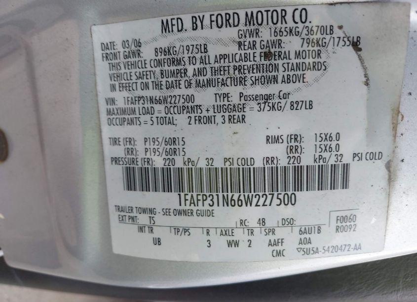 Photo 9 of 2006 Ford Focus ZX3 (VIN 1FAFP31N66W227500)