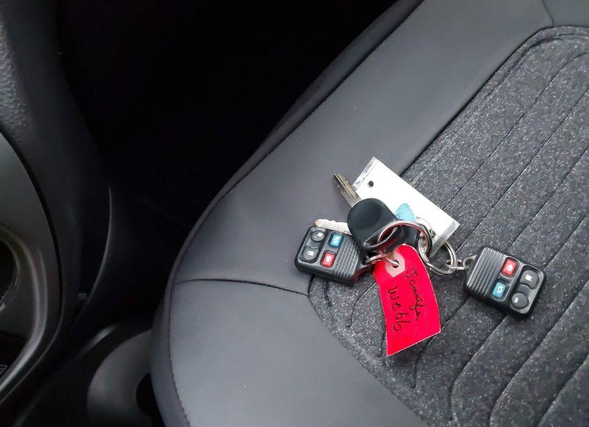 Photo 11 of 2006 Ford Focus ZX3 (VIN 1FAFP31N76W161054)