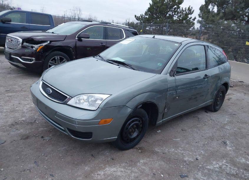 Photo 2 of 2006 Ford Focus ZX3 (VIN 1FAFP31N76W161054)
