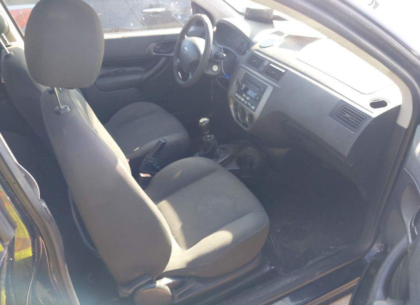 Photo 5 of 2007 Ford Focus S/SE/SES (VIN 1FAFP31N77W347274)