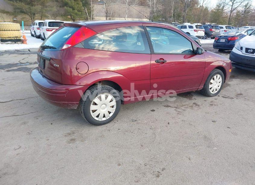 Photo 4 of 2006 Ford Focus ZX3 (VIN 1FAFP31NX6W142837)