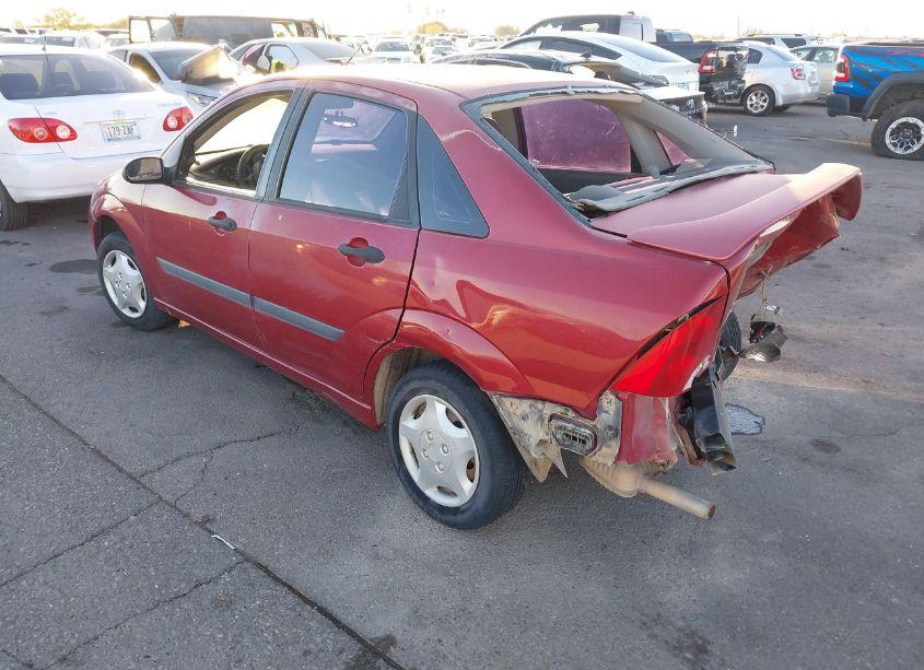 Photo 3 of 2004 Ford Focus LX (VIN 1FAFP33P04W127131)