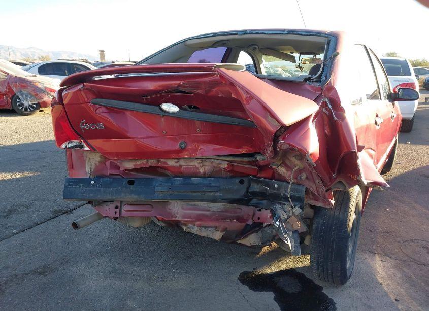 Photo 6 of 2004 Ford Focus LX (VIN 1FAFP33P04W127131)