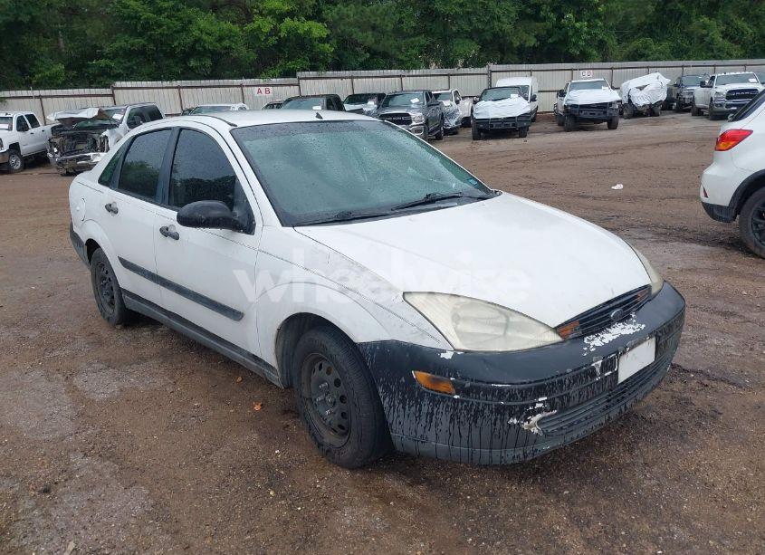 2000 Ford Focus LX (VIN 1FAFP33P0YW295695) main photo