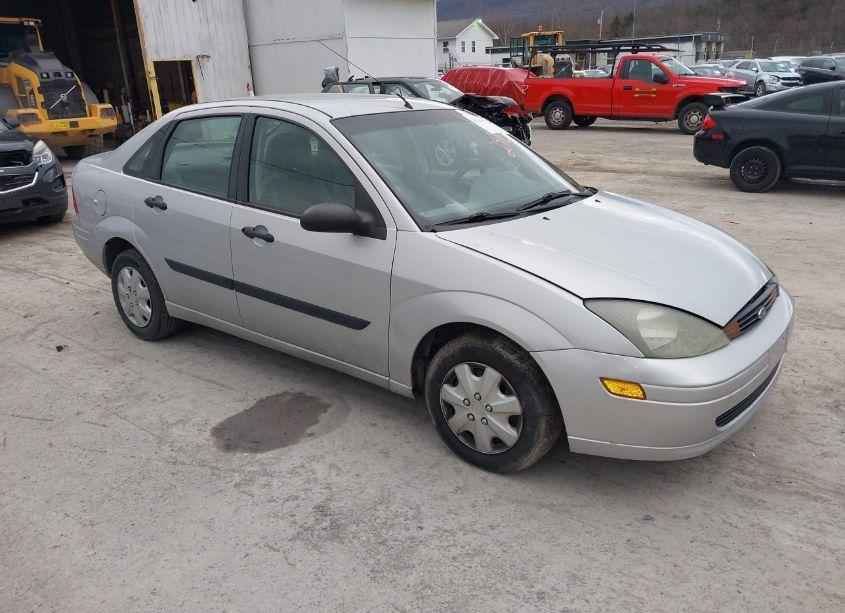 2003 Ford Focus LX (VIN 1FAFP33P23W102424) main photo