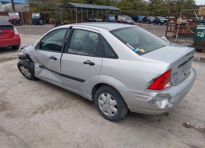 Photo 3 of 2003 Ford Focus LX (VIN 1FAFP33P23W102424)