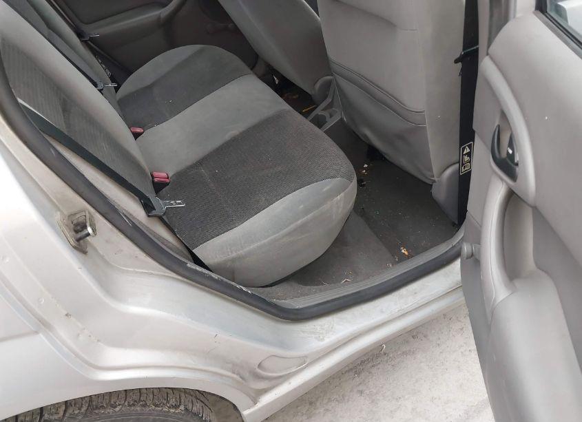 Photo 8 of 2003 Ford Focus LX (VIN 1FAFP33P23W102424)