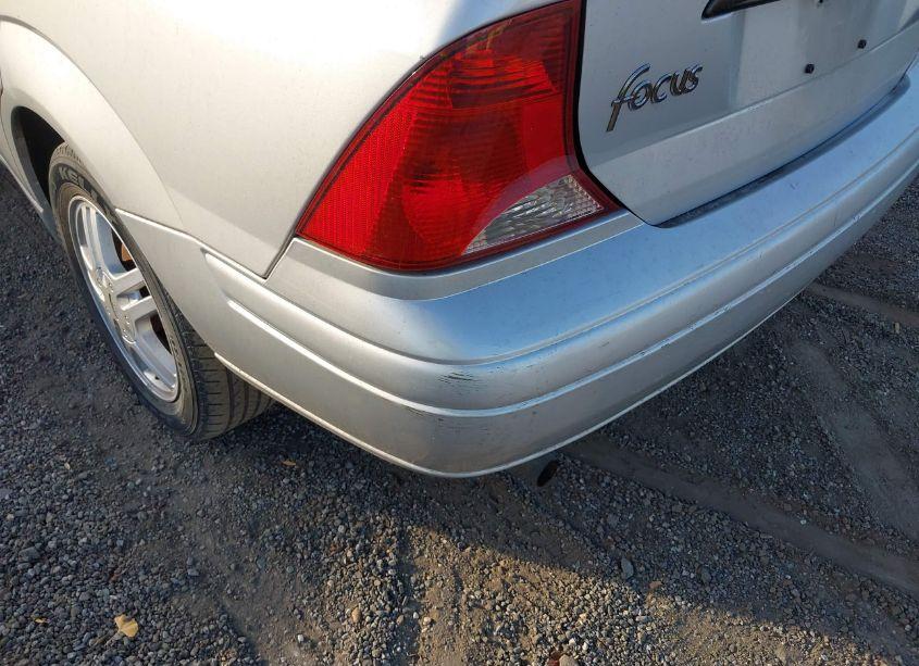 Photo 13 of 2004 Ford Focus LX (VIN 1FAFP33P24W198637)