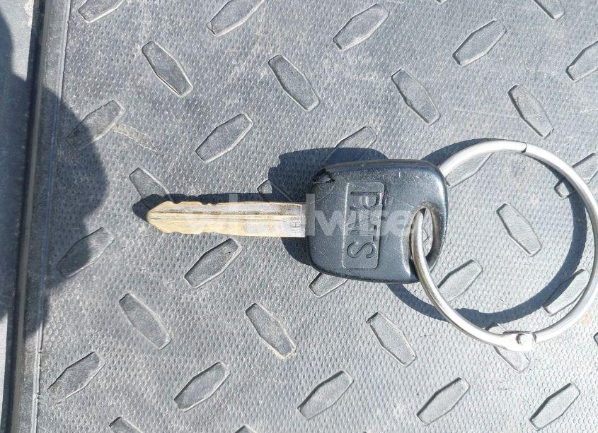 Photo 11 of 2001 Ford Focus LX (VIN 1FAFP33P41W175131)