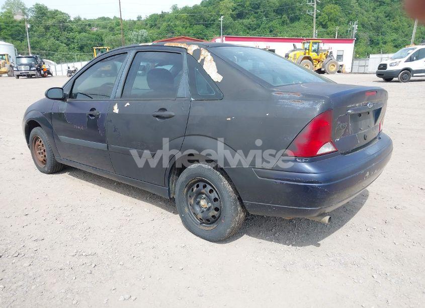 Photo 3 of 2003 Ford Focus LX (VIN 1FAFP33P53W145378)