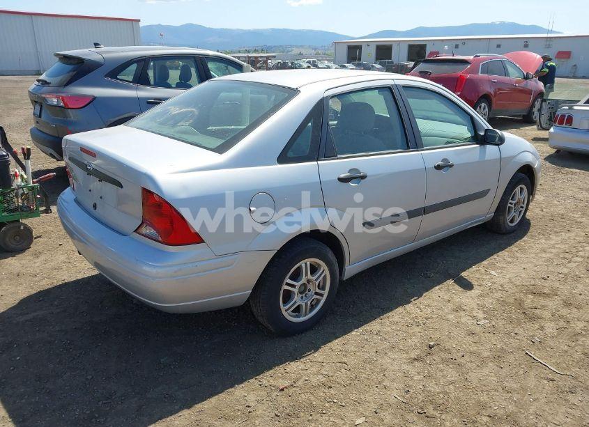 Photo 4 of 2003 Ford Focus LX (VIN 1FAFP33P73W262234)