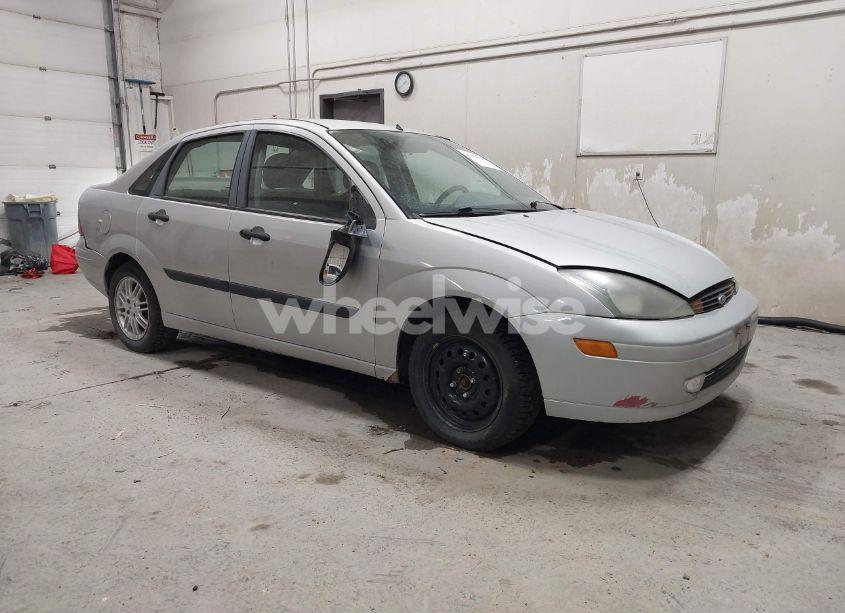 2003 Ford Focus LX (VIN 1FAFP33P83W334154) main photo