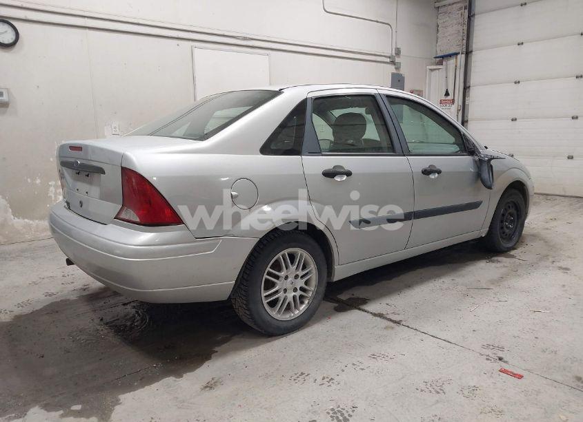 Photo 4 of 2003 Ford Focus LX (VIN 1FAFP33P83W334154)