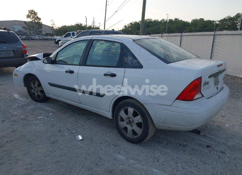 Photo 3 of 2003 Ford Focus LX (VIN 1FAFP33P83W344408)