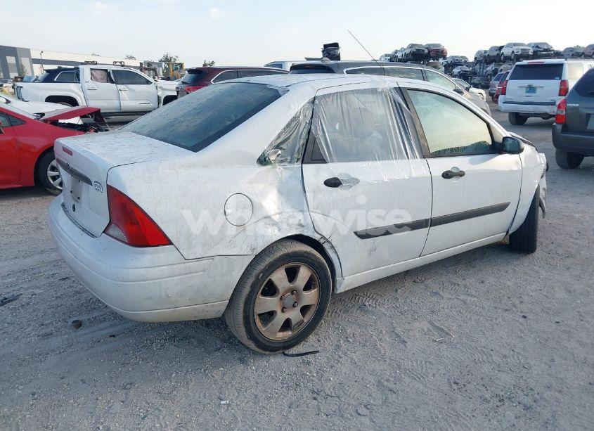 Photo 4 of 2003 Ford Focus LX (VIN 1FAFP33P83W344408)