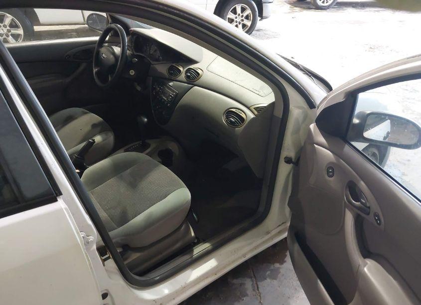 Photo 5 of 2003 Ford Focus LX (VIN 1FAFP33P93W279472)