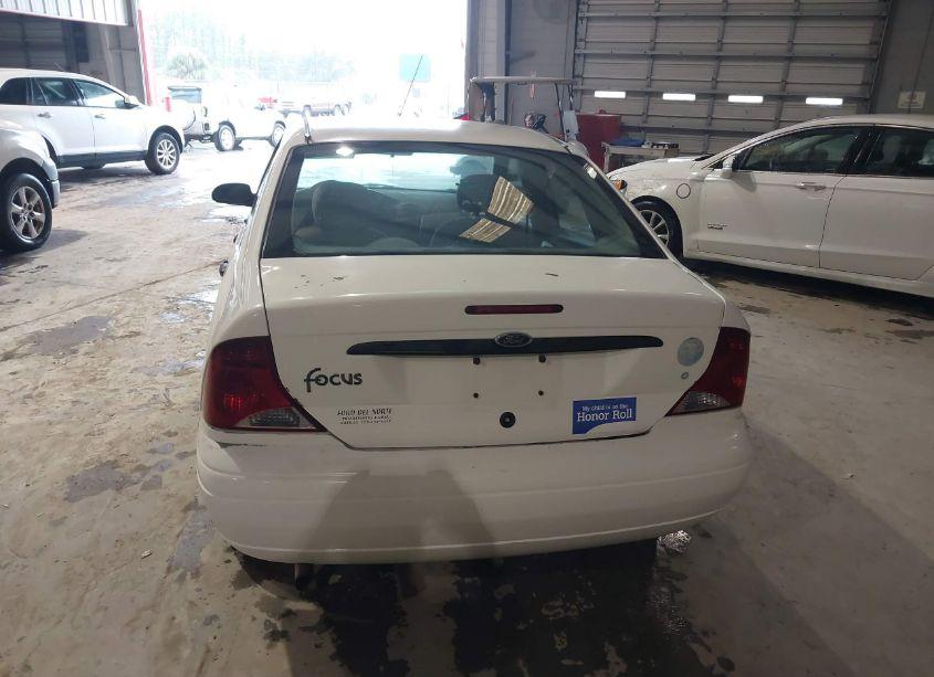 Photo 6 of 2003 Ford Focus LX (VIN 1FAFP33P93W279472)