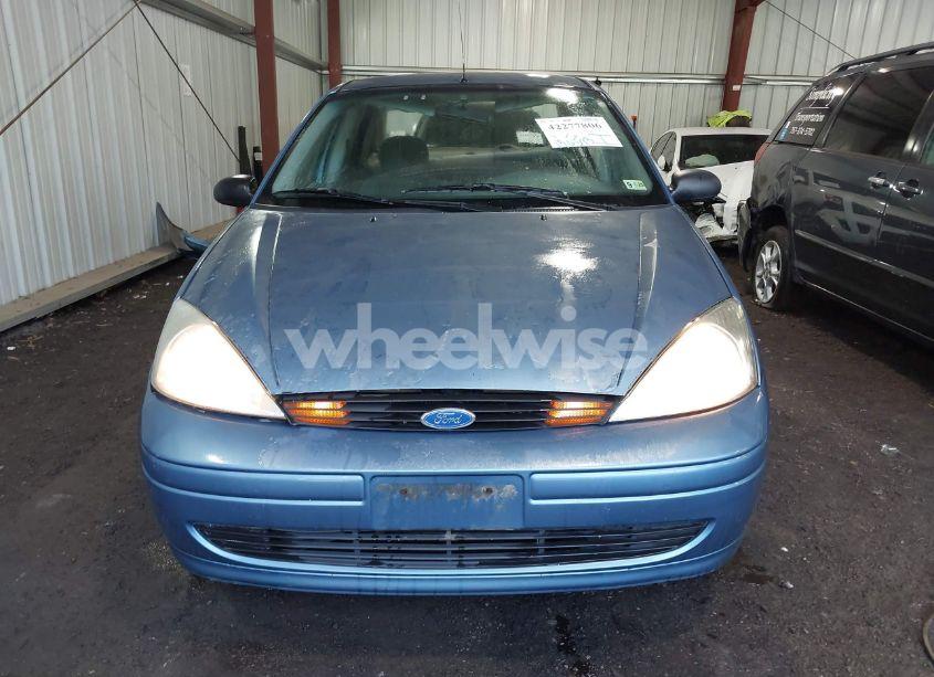 Photo 13 of 2000 Ford Focus LX (VIN 1FAFP33P9YW265353)