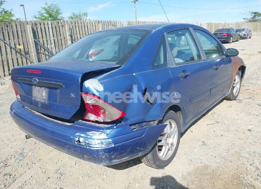 Photo 4 of 2002 Ford Focus SE (VIN 1FAFP34302W129809)