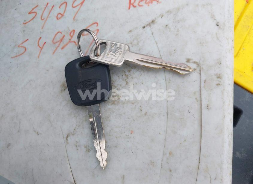 Photo 11 of 2002 Ford Focus SE (VIN 1FAFP34302W333722)