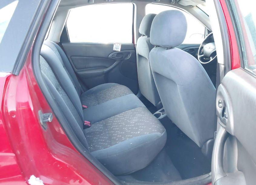 Photo 8 of 2001 Ford Focus SE (VIN 1FAFP34311W247009)
