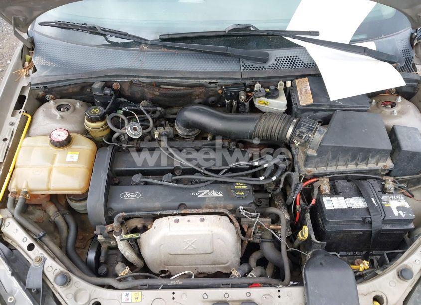 Photo 10 of 2003 Ford Focus SE (VIN 1FAFP34313W132431)
