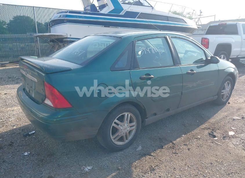 Photo 4 of 2000 Ford Focus SE (VIN 1FAFP3431YW273376)