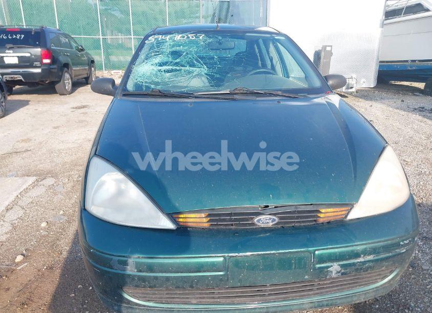 Photo 6 of 2000 Ford Focus SE (VIN 1FAFP3431YW273376)