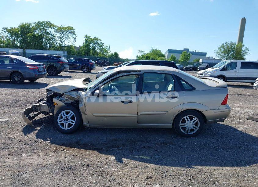 Photo 14 of 2001 Ford Focus SE/SE SPORT (VIN 1FAFP34331W295692)