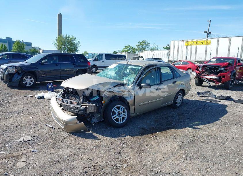 Photo 2 of 2001 Ford Focus SE/SE SPORT (VIN 1FAFP34331W295692)