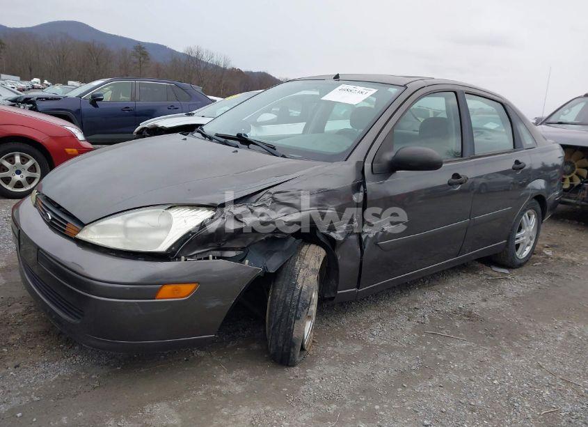Photo 6 of 2002 Ford Focus SE (VIN 1FAFP34332W203711)