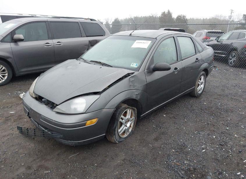 Photo 2 of 2004 Ford Focus SE (VIN 1FAFP34334W154268)