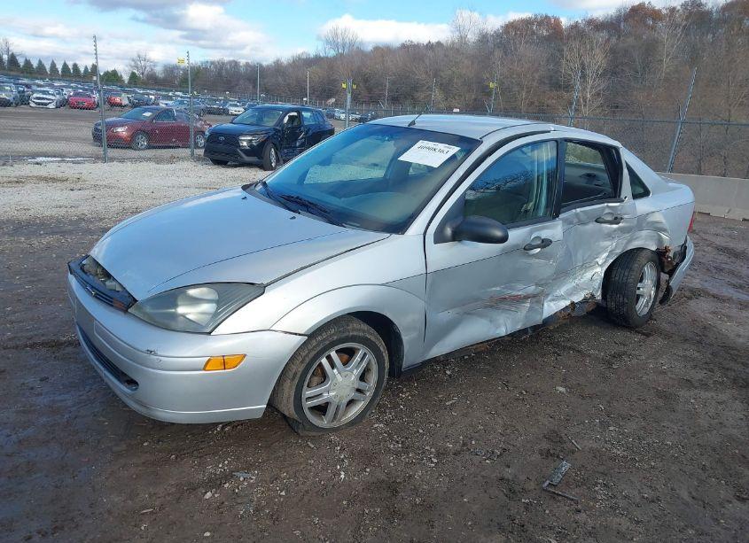 Photo 2 of 2004 Ford Focus SE (VIN 1FAFP34344W185626)